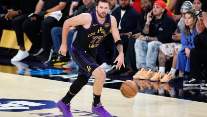 开云体育在线-东契奇成为本赛季第13位单场50+球员 约基奇2次&amp;掘金3人均为最多