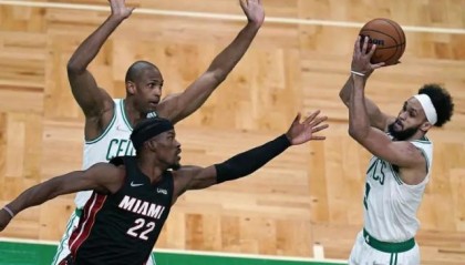 开云体育网址-回合制东决令人抓狂！天王山之战轮到热火赢球？