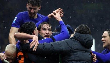 开云体育官方网站登陆-34次射门+狂进6球！意甲夺冠热门诞生：52分领跑，进攻火力独一档