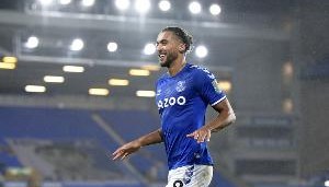 曼晚：曼联可免签勒温来当替补前锋，年纪合适又有英超经验