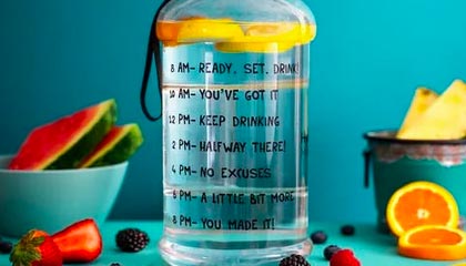 傅亚雨：从谷底向上攀爬的新中超